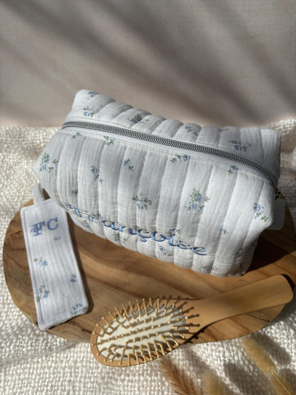 Trousse de toilette personnalisée avec broderie en double gaze de coton