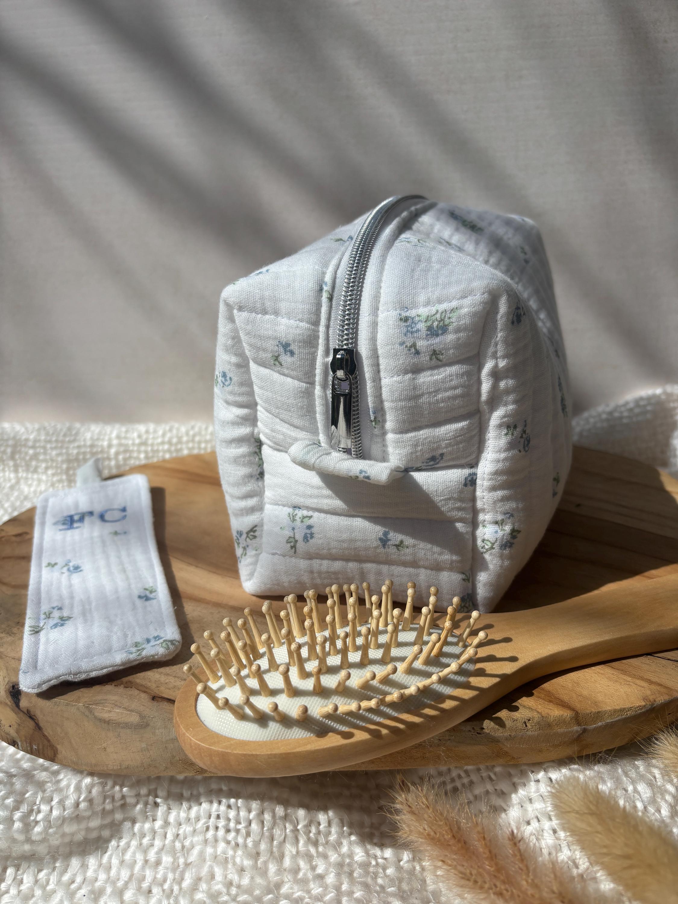 Trousse de toilette personnalisée avec broderie en double gaze de coton