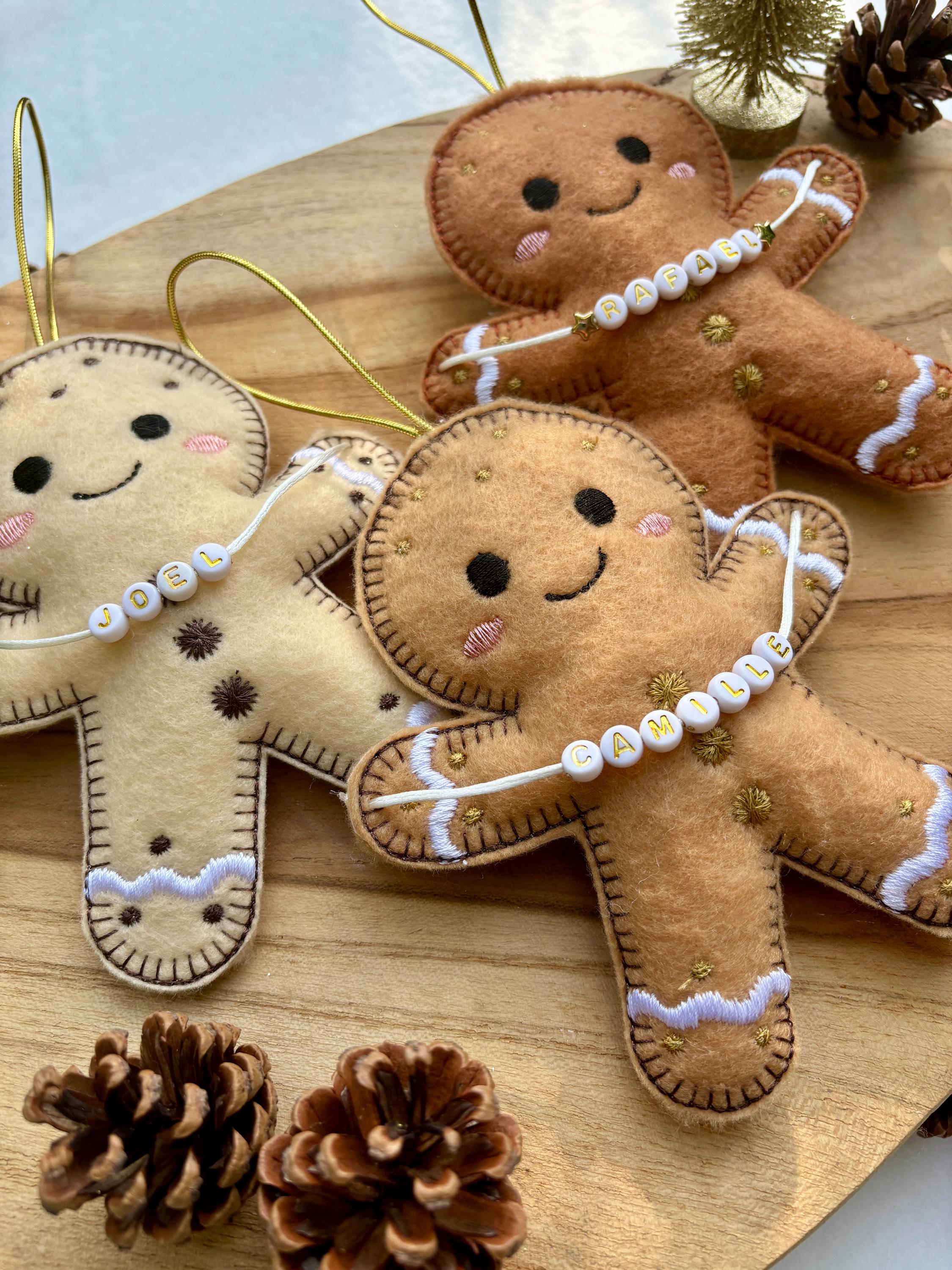 Boule de Noël personnalisé bonhomme de pin d'épice avec prénom