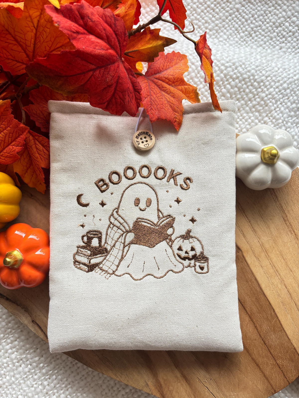 Pochette à livre ou liseuse rembourée personnalisé automne en coton , format poche ou broché idée cadeau , protège livre, étui kindle